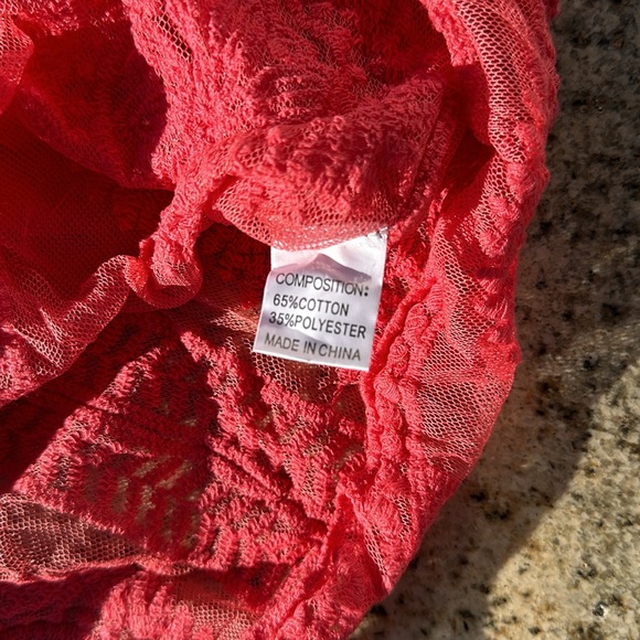 Shoreline, Size L/XL, Coral Batwing Top - Picture 5 of 6